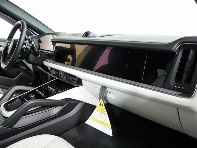 New 2026 Porsche Cayenne Coupe image 26