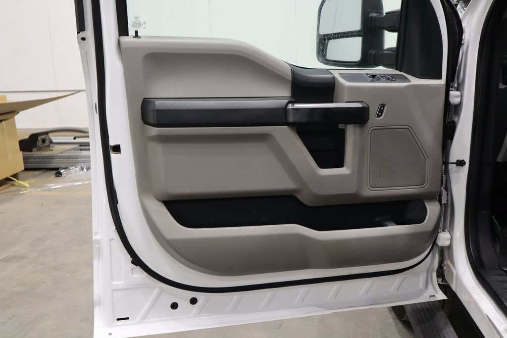 Used 2019 Ford F350 XL w/ Power Equipment Group RWD image 11
