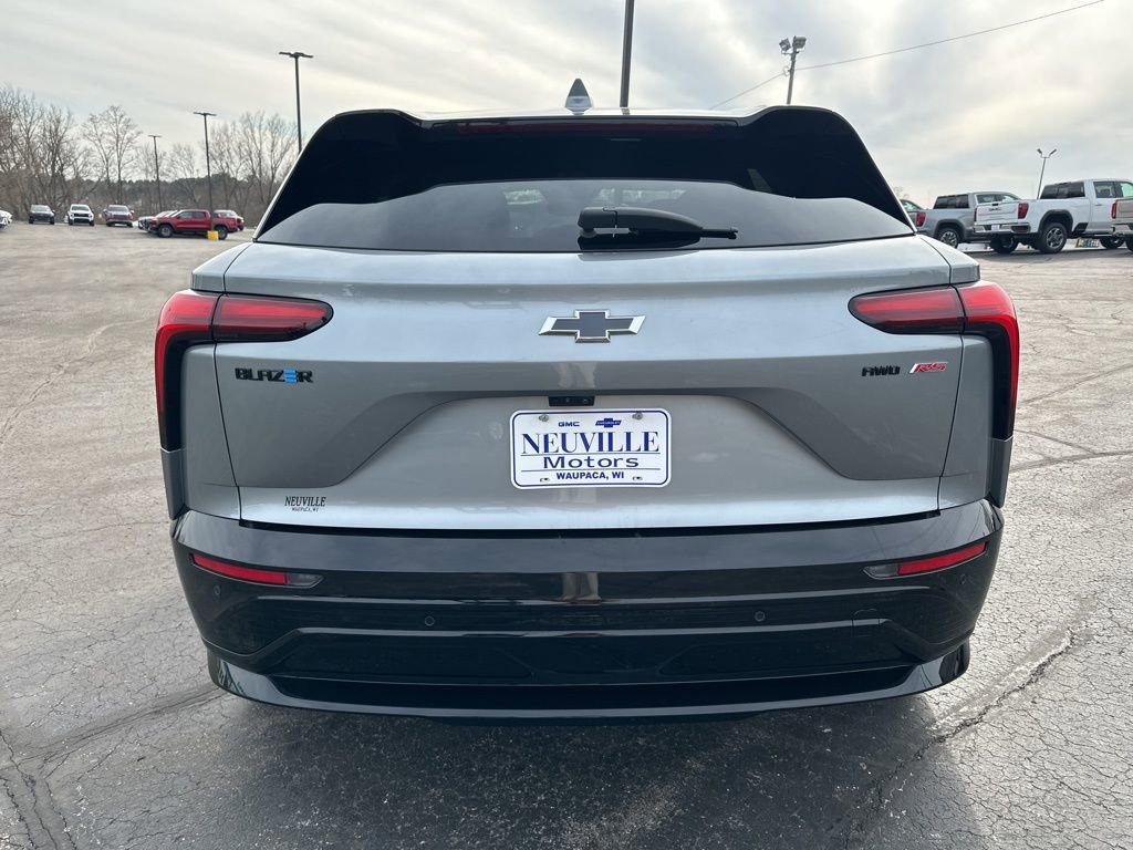 Used 2024 Chevrolet Blazer EV RS image 4