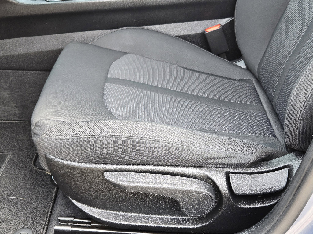 Used 2022 Kia K5 LX image 26