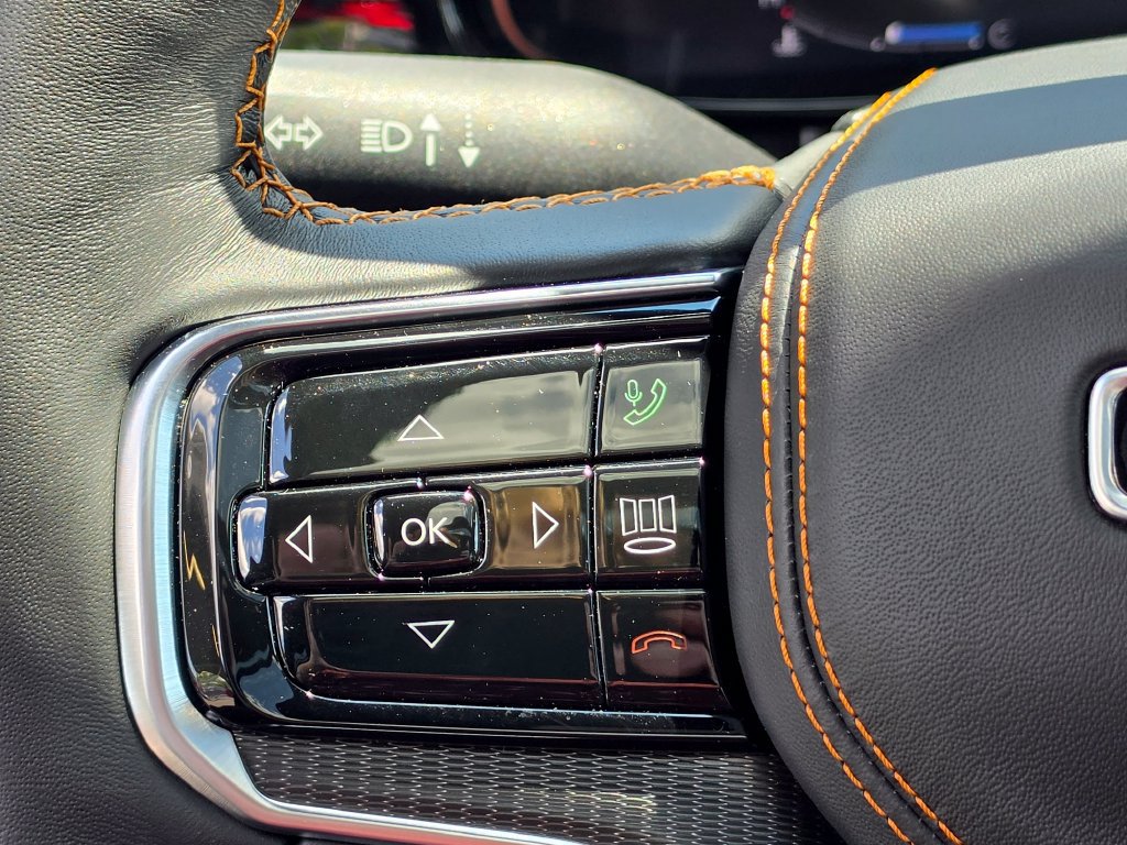 New 2026 Jeep Grand Wagoneer Summit AWD/4WD image 19