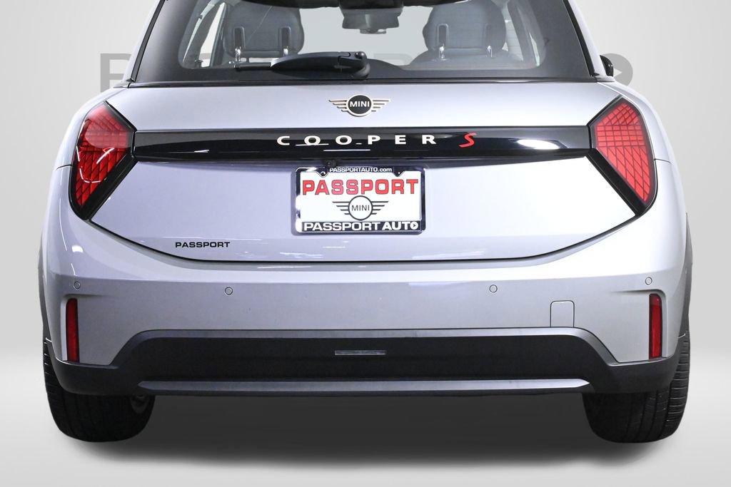 Certified 2025 MINI Cooper S image 8