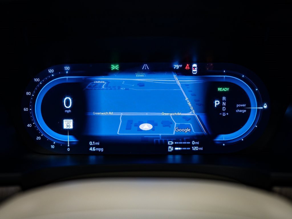 Used 2024 Volvo S90 T8 Ultimate image 27