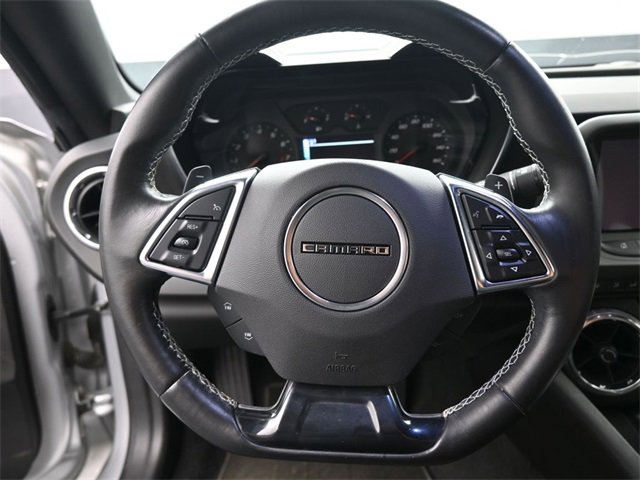 Used 2018 Chevrolet Camaro LT w/ Technology Package image 30