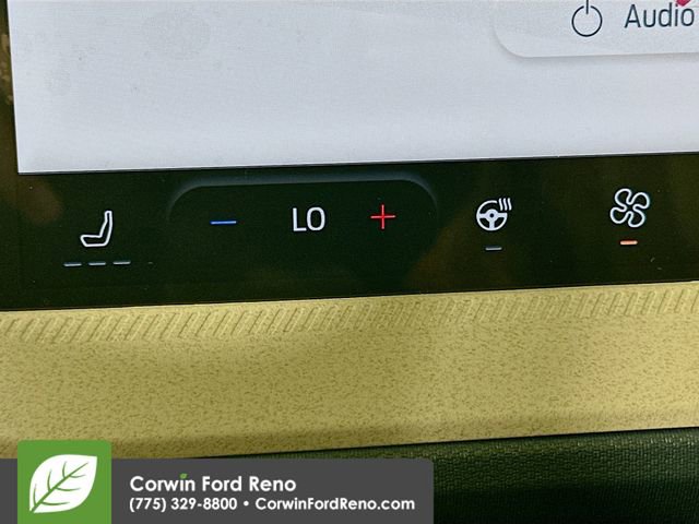 New 2026 Ford Maverick Lariat image 23