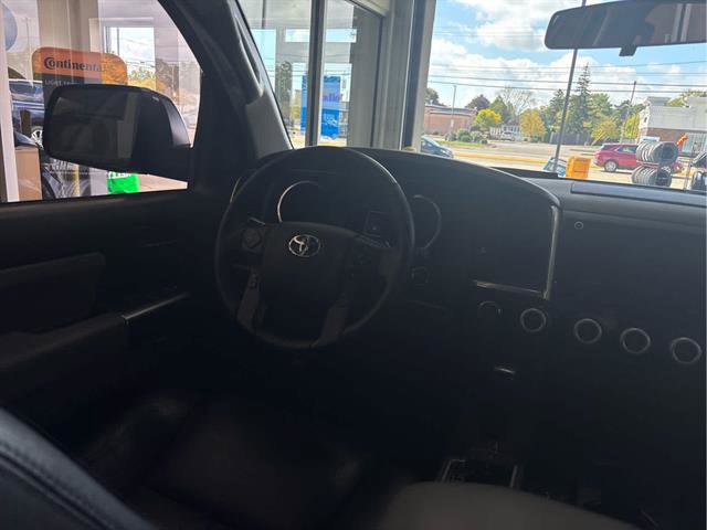 Used 2022 Toyota Sequoia SR5 image 10