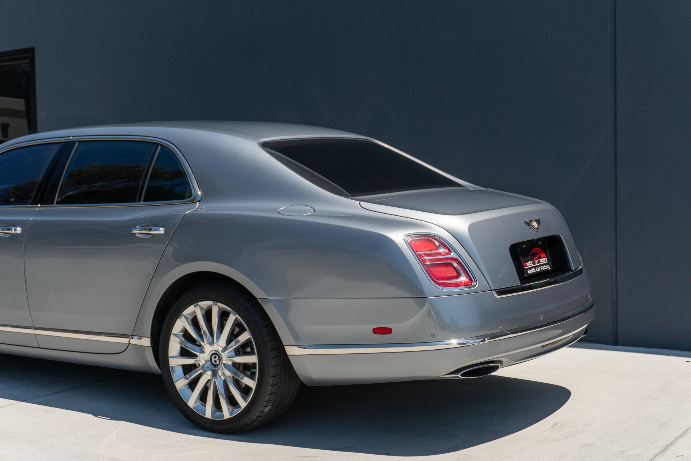 Used 2020 Bentley Mulsanne RWD image 23