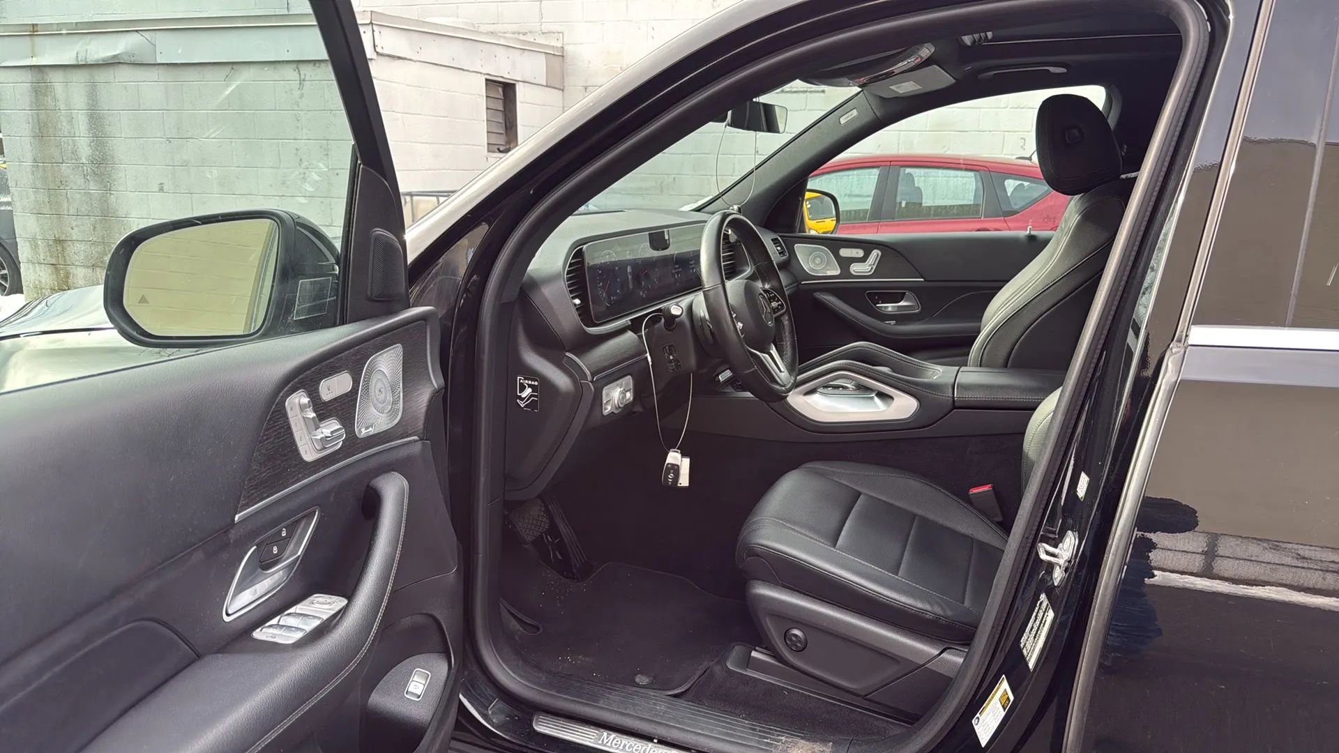 Used 2021 Mercedes-Benz GLE 350 4MATIC image 22