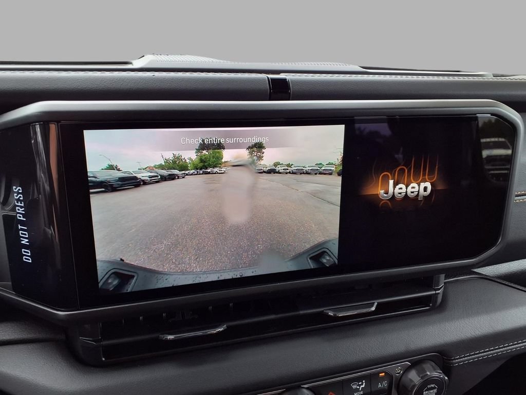 New 2026 Jeep Gladiator Sport AWD/4WD image 6