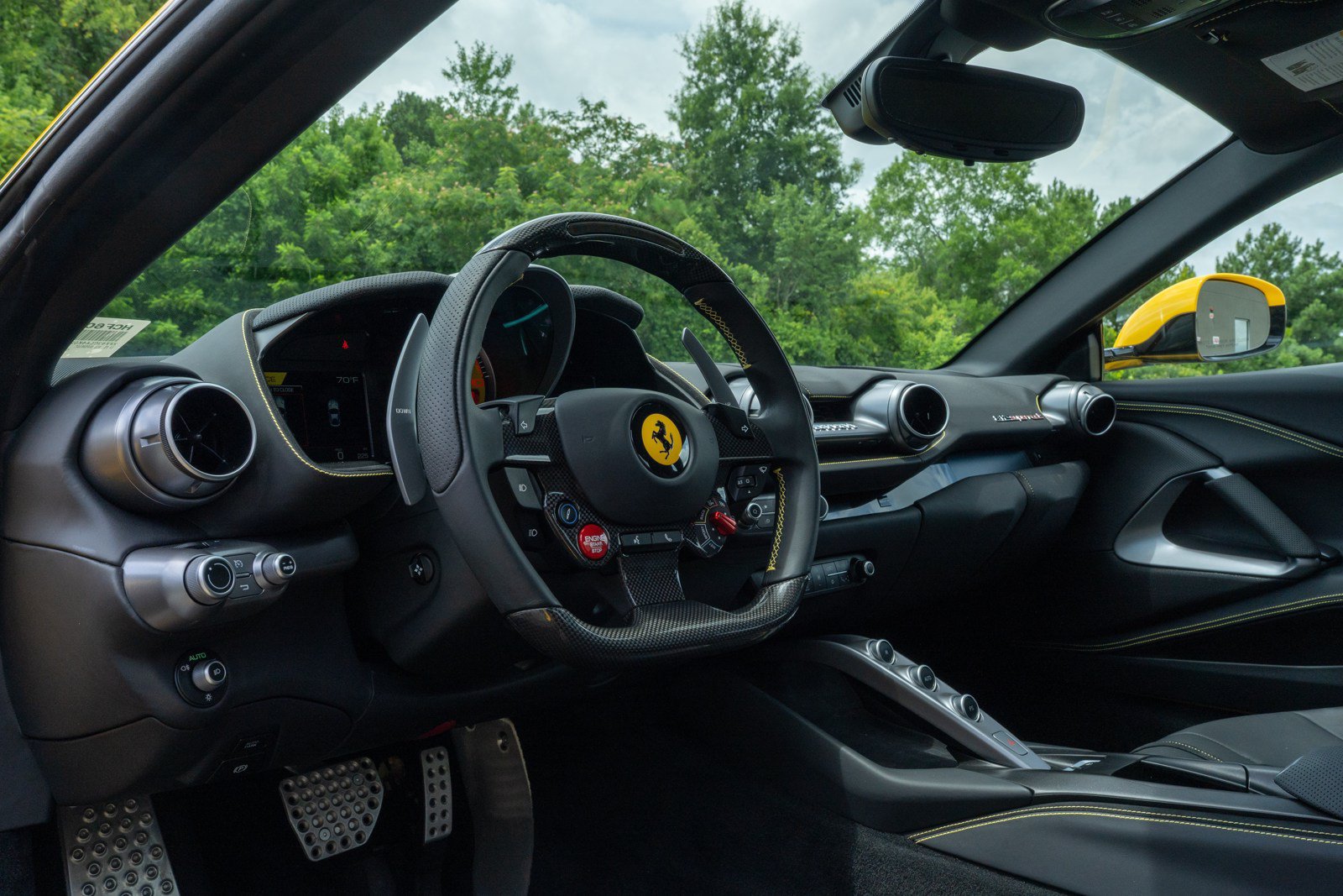 Used 2019 Ferrari 812 Superfast RWD image 30