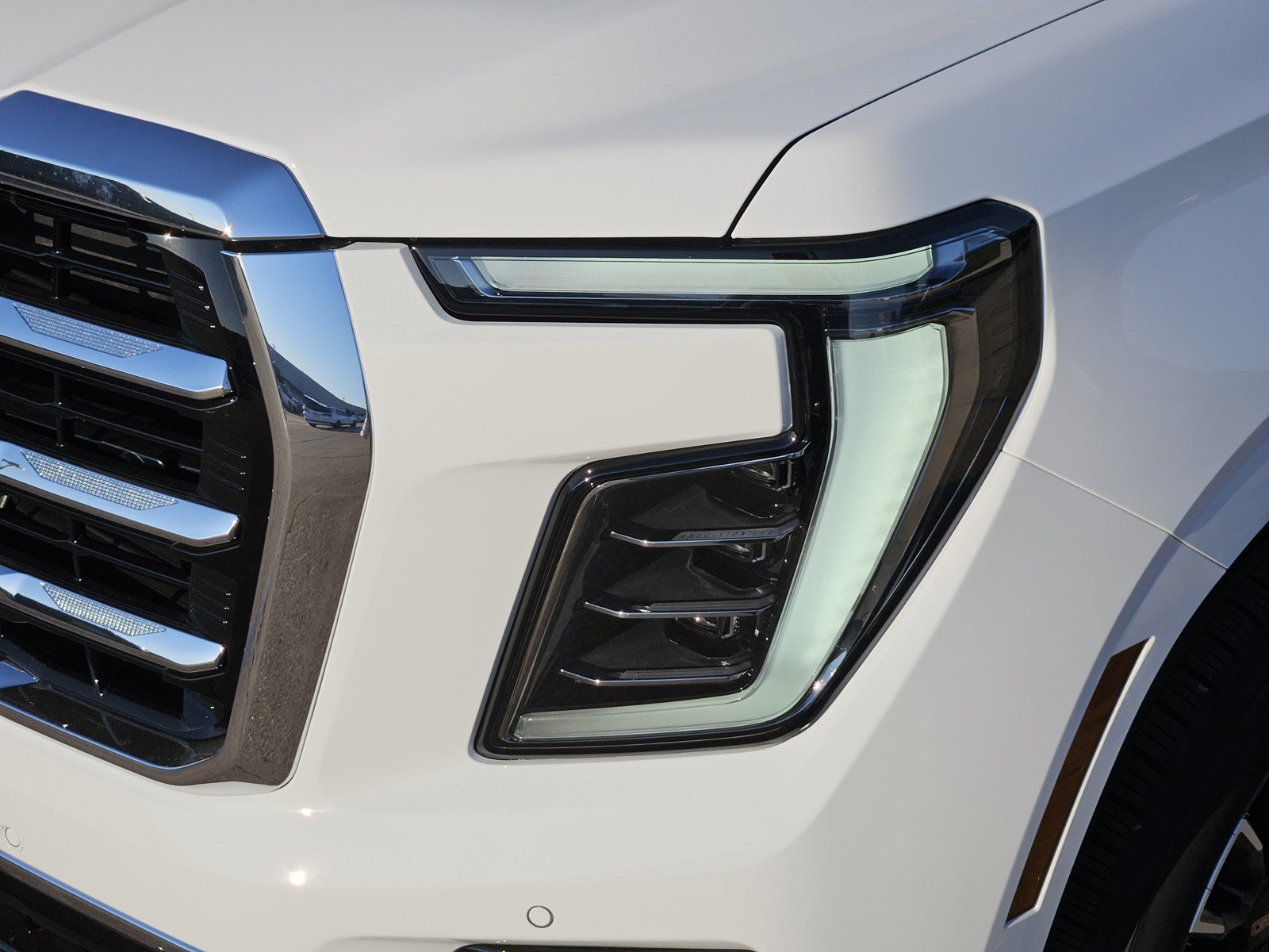 New 2027 GMC Yukon Elevation w/ Technology Package AWD/4WD image 5