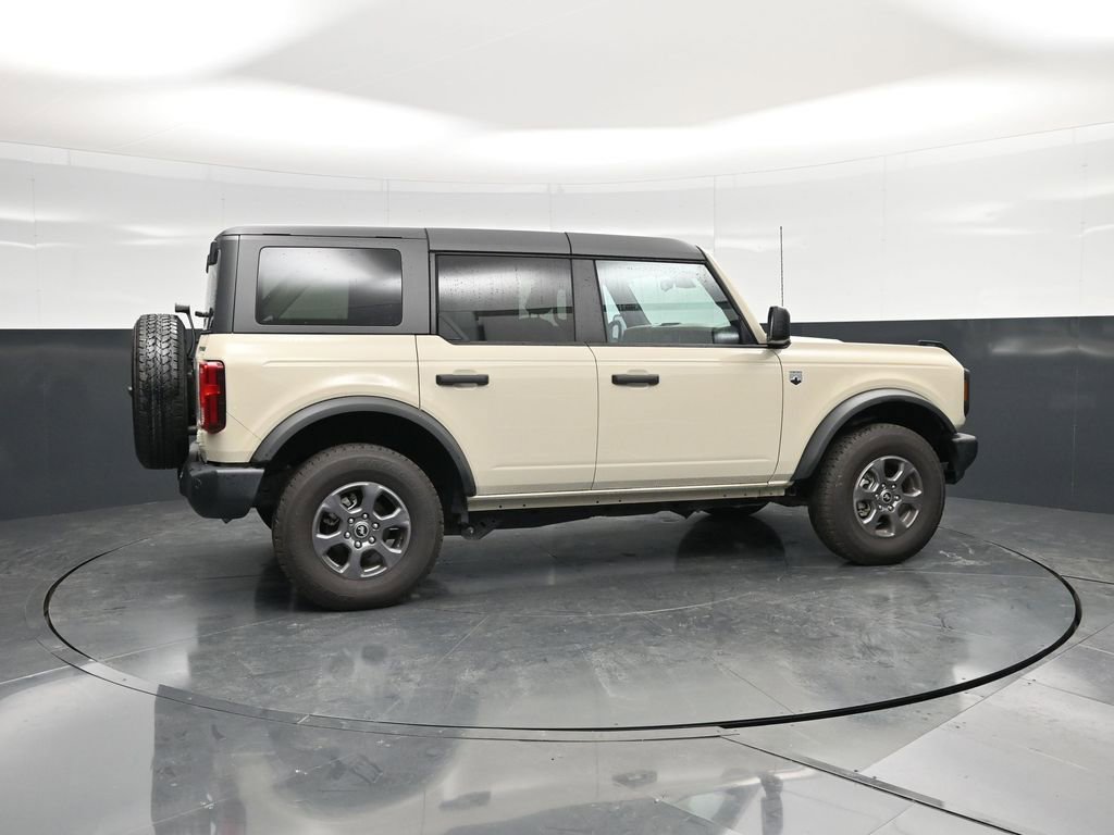 Used 2025 Ford Bronco Big Bend image 2