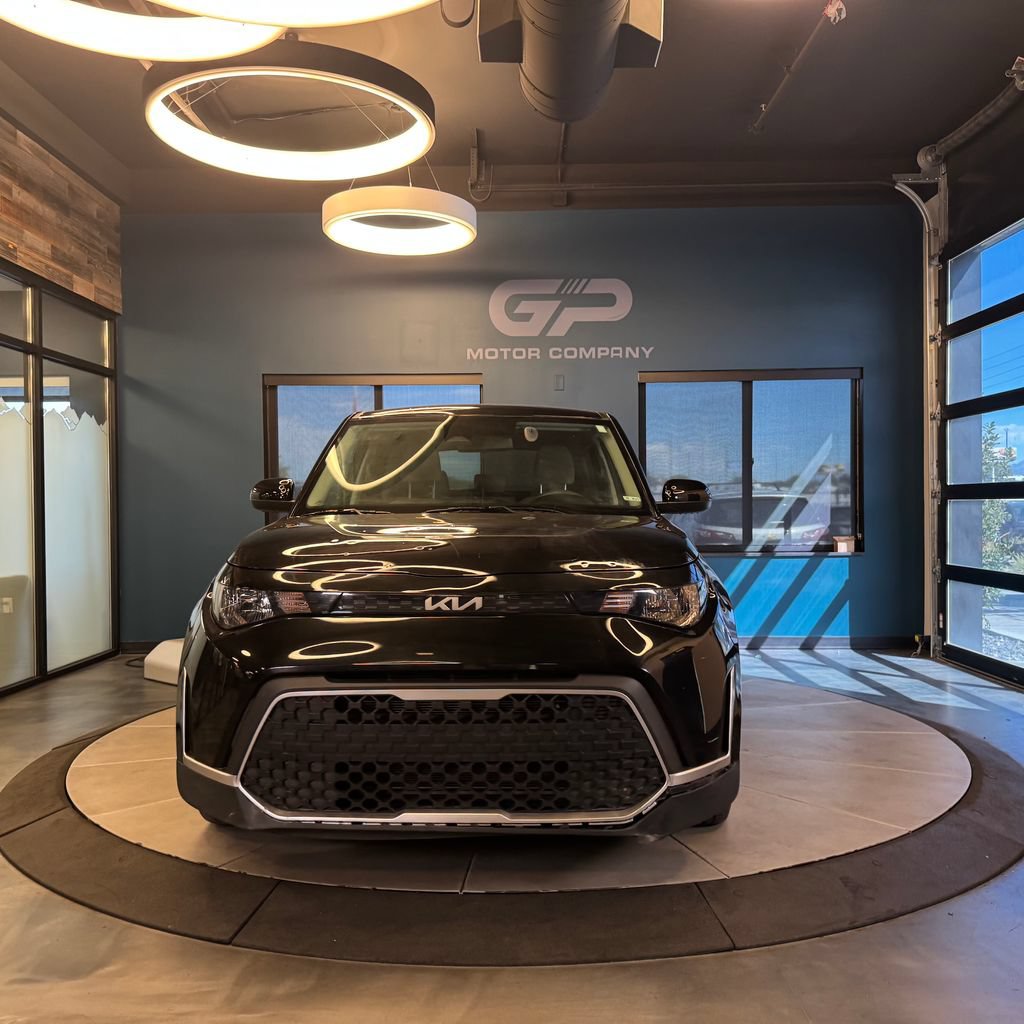 Used 2023 Kia Soul LX FWD image 8