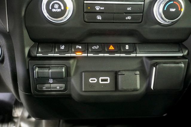 Used 2024 GMC Sierra 2500 Pro w/ Fleet Convenience Package image 16