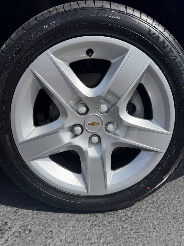 Used 2012 Chevrolet Malibu LS FWD image 11