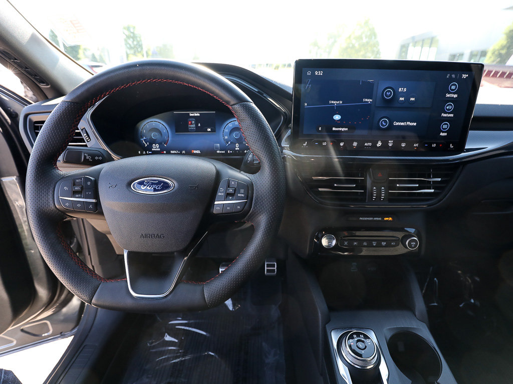 Used 2023 Ford Escape ST-Line Elite AWD/4WD image 13