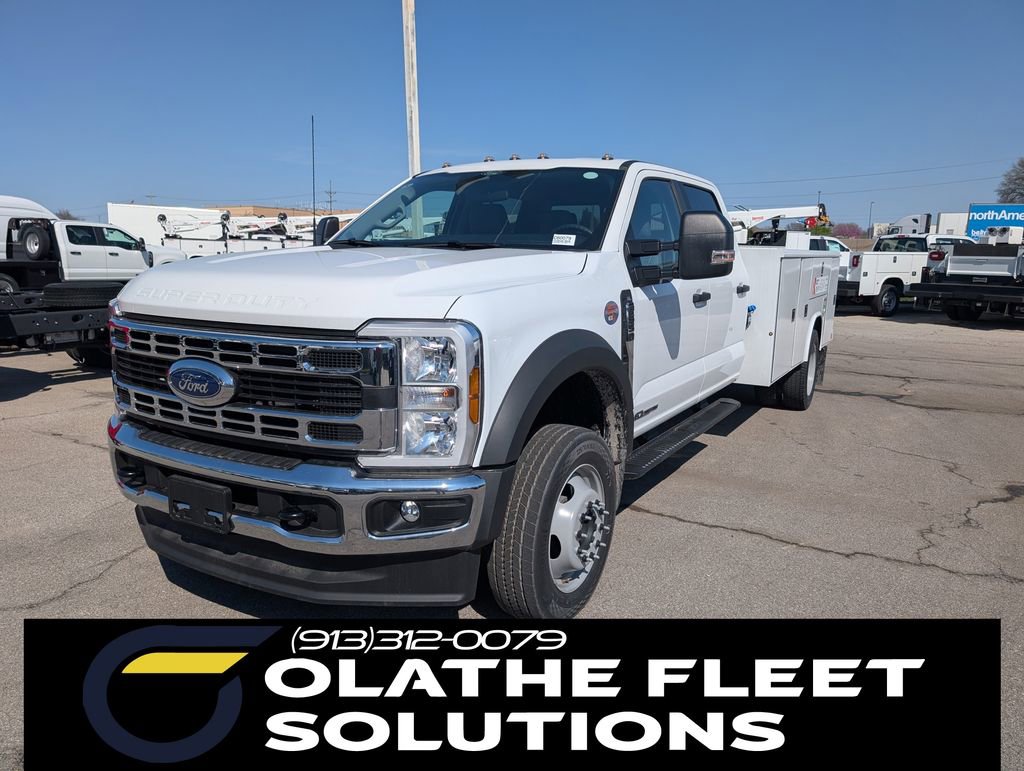 New 2026 Ford F550 4x4 Crew Cab image 2
