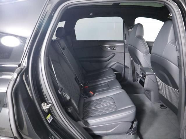 New 2025 Audi SQ7 Prestige image 21