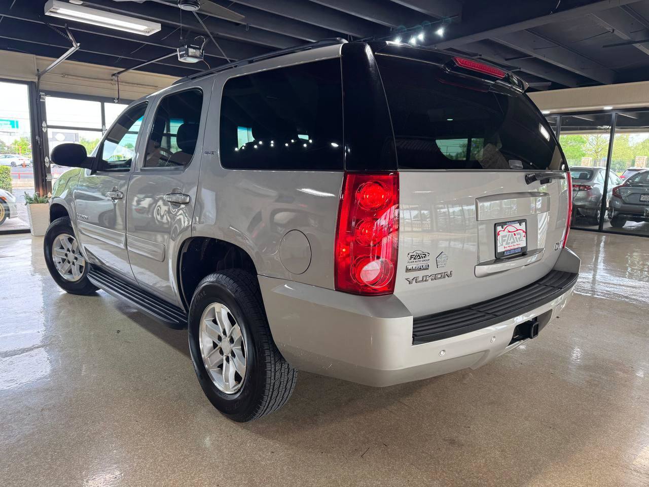 Used 2007 GMC Yukon SLT w/ SLT Preferred Equipment Group RWD image 5