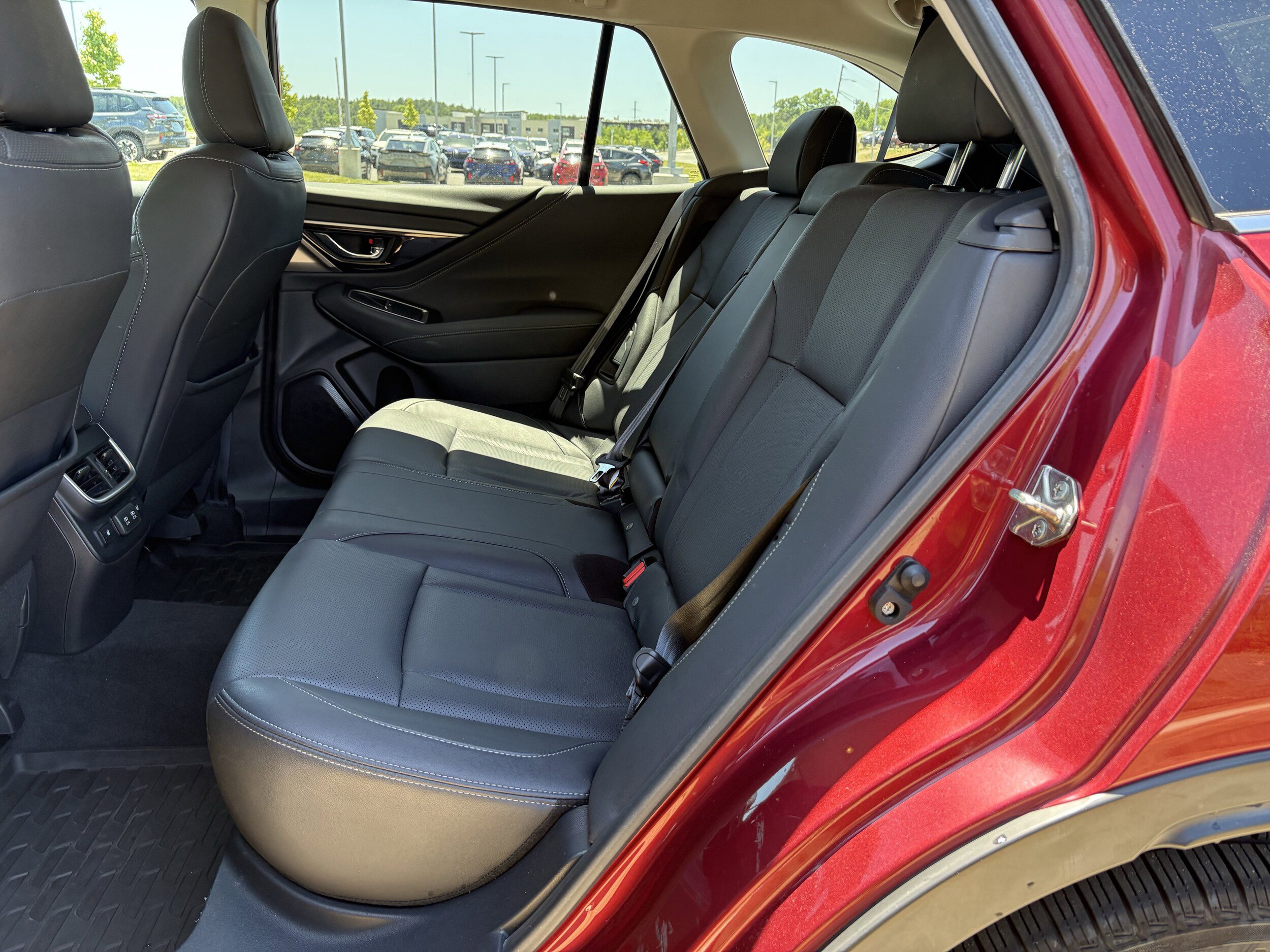 Used 2020 Subaru Outback Limited AWD/4WD image 31