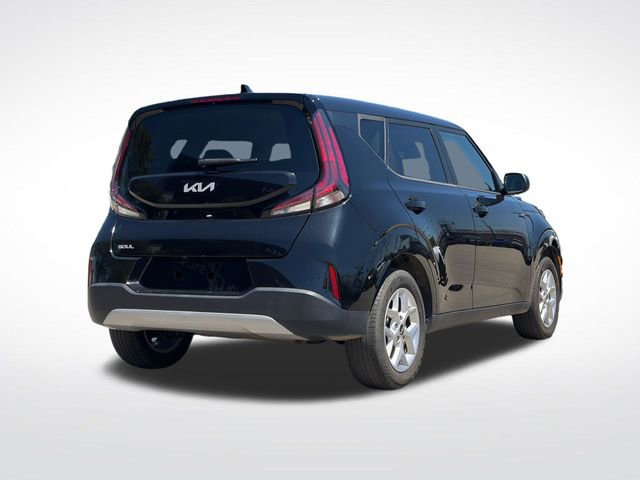 Used 2023 Kia Soul S FWD image 25