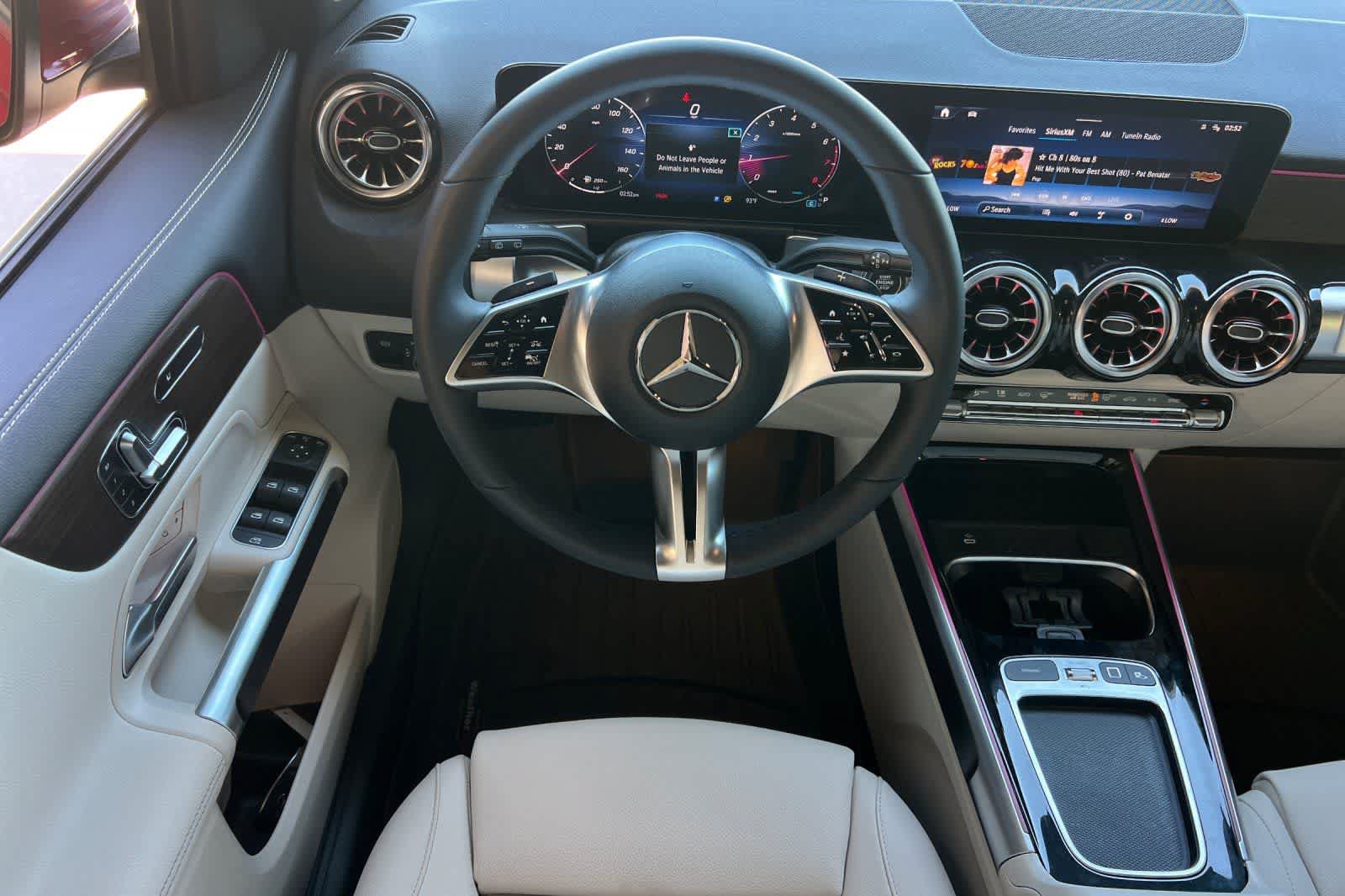 Used 2026 Mercedes-Benz GLB 250 4MATIC image 16