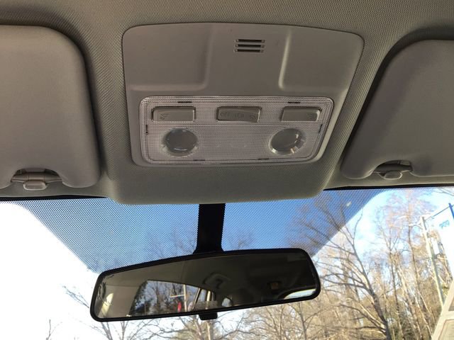 Used 2015 Toyota RAV4 LE image 22