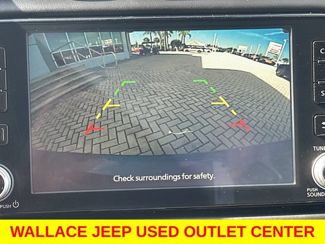 Used 2025 Nissan Versa SR w/ Trunk Package FWD image 28