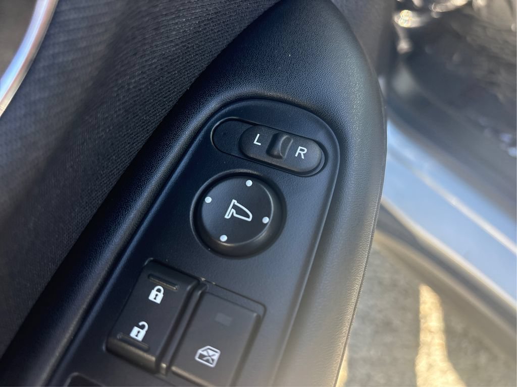 Used 2022 Honda HR-V EX image 44