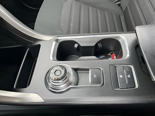 Used 2020 Ford Fusion SE image 20