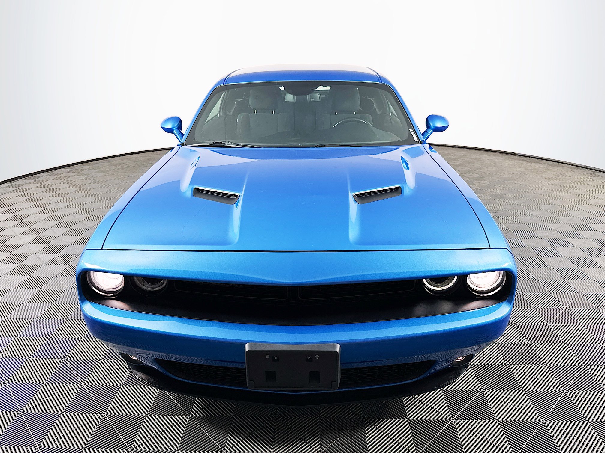 Used 2018 Dodge Challenger SXT w/ Blacktop Package image 2