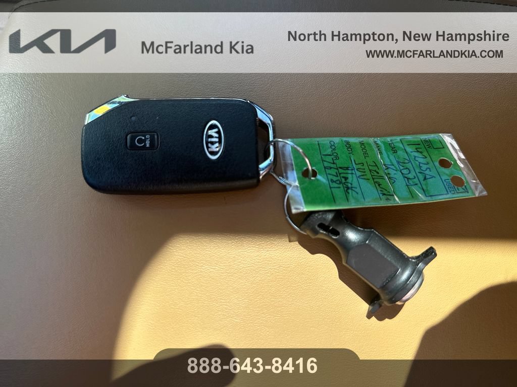 Used 2021 Kia Telluride SX w/ Nightfall Edition Package AWD/4WD image 31