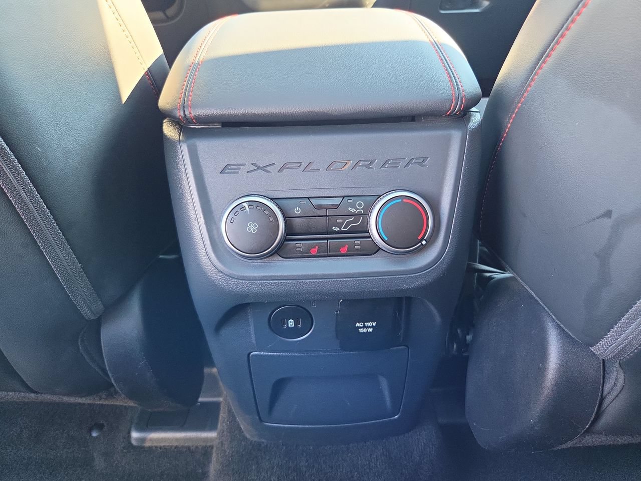 Used 2025 Ford Explorer ST AWD/4WD image 18