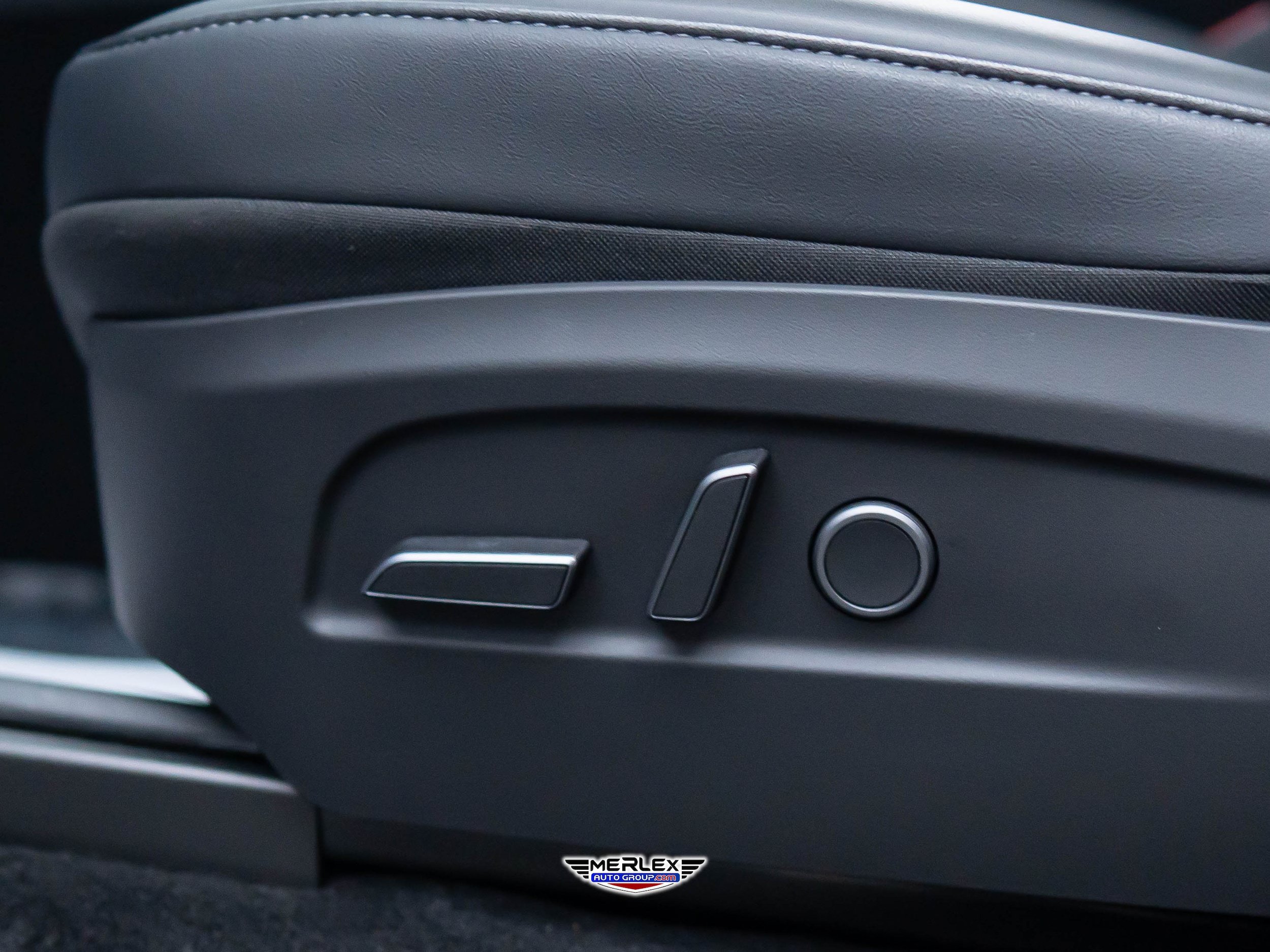 Used 2026 Tesla Model Y Long Range RWD image 31