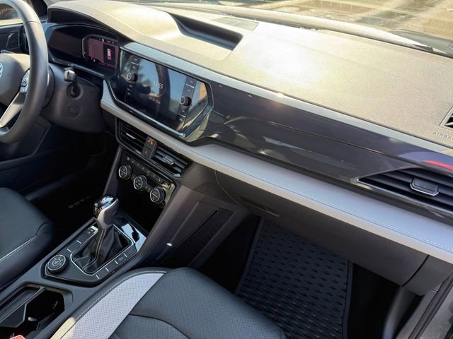 Certified 2024 Volkswagen Taos SEL image 22