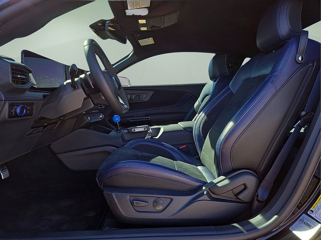 Used 2025 Ford Mustang Dark Horse w/ Dark Horse Handlin Package image 18