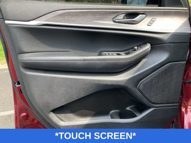 Used 2025 Jeep Grand Cherokee L Limited w/ Black Appearance Package AWD/4WD image 11