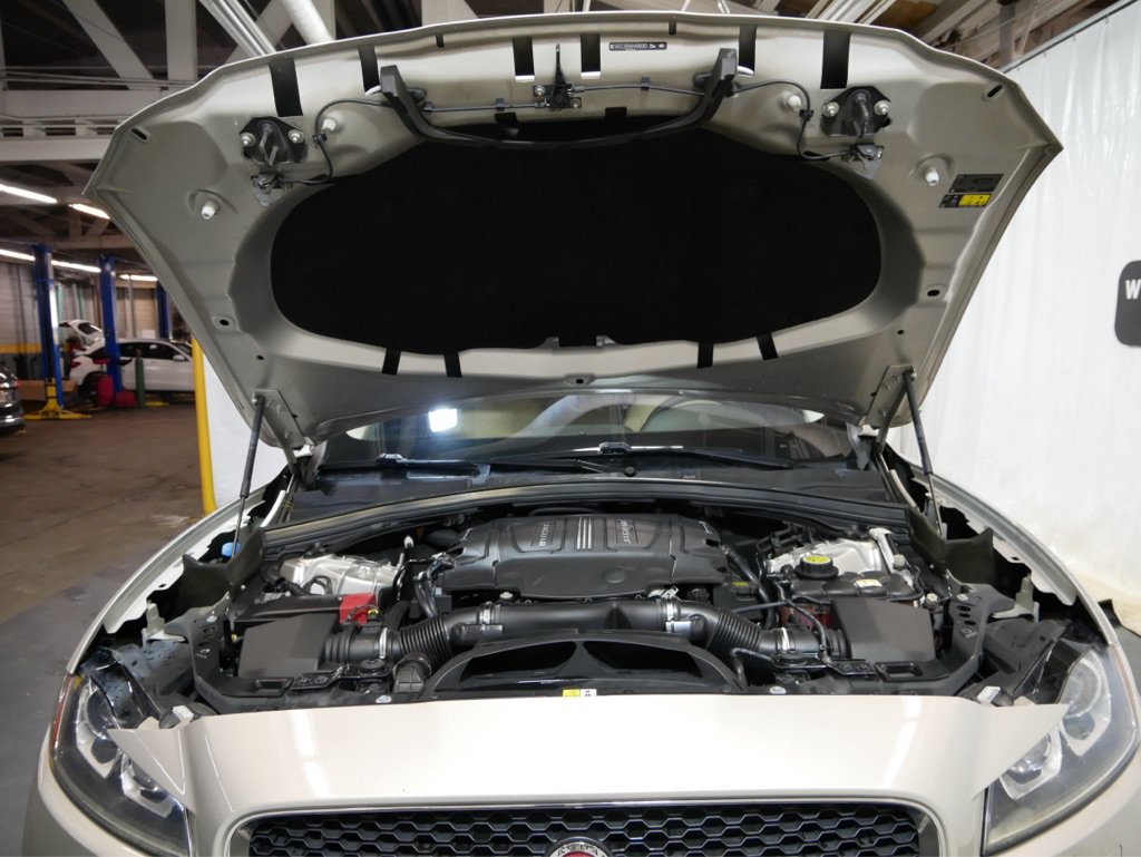 Used 2017 Jaguar F-PACE Premium AWD/4WD image 31
