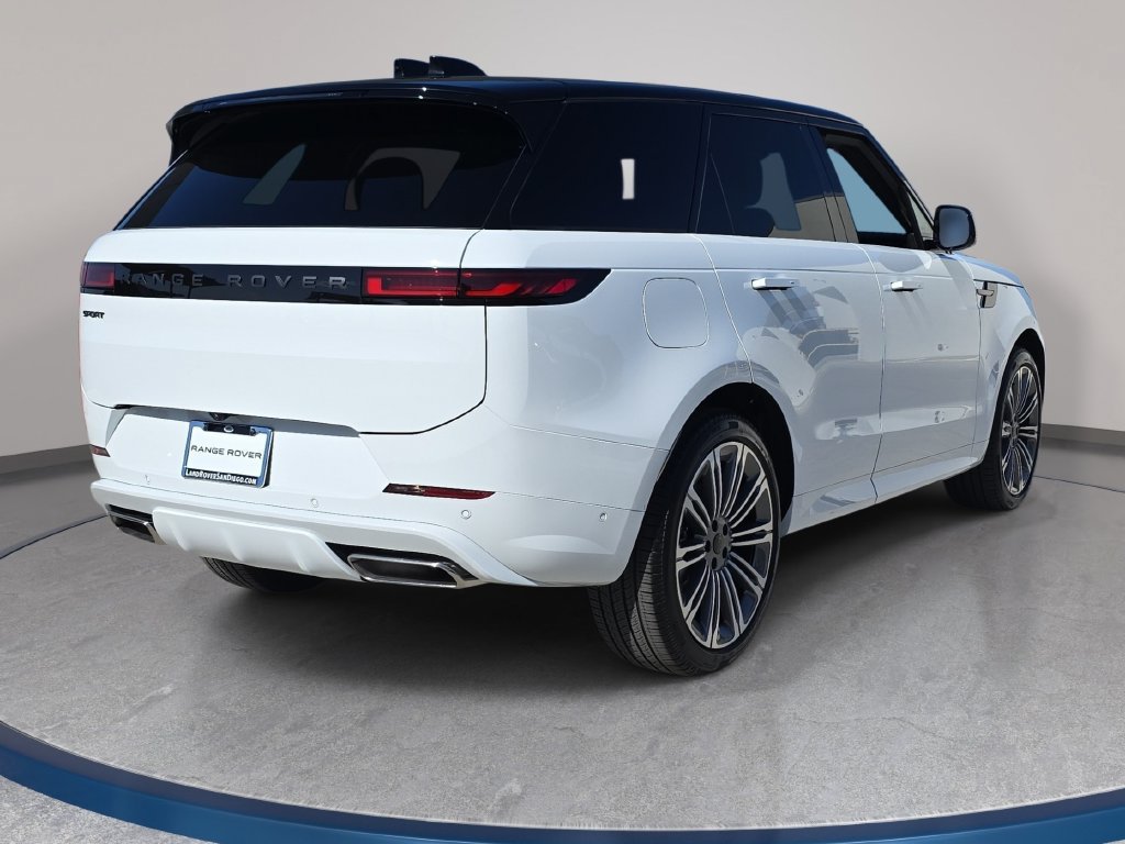 New 2027 Land Rover Range Rover Sport Dynamic SE AWD/4WD image 5