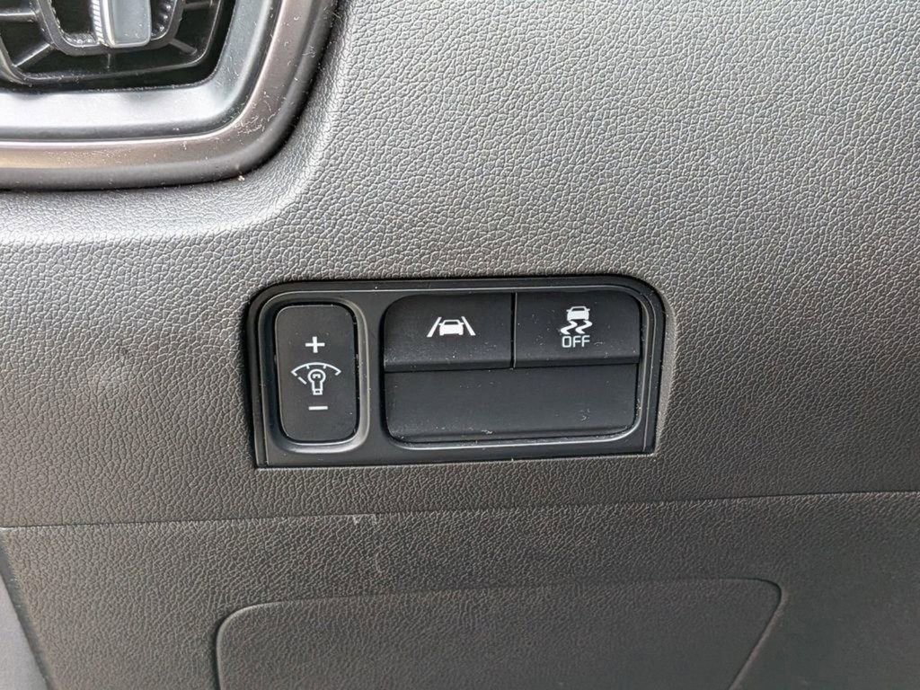 Used 2023 Kia Sorento S AWD/4WD image 16