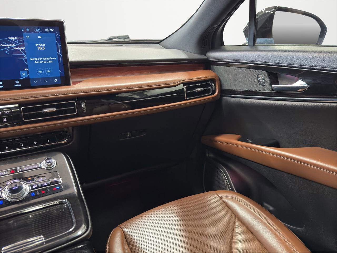 Used 2022 Lincoln Nautilus Reserve AWD/4WD image 24