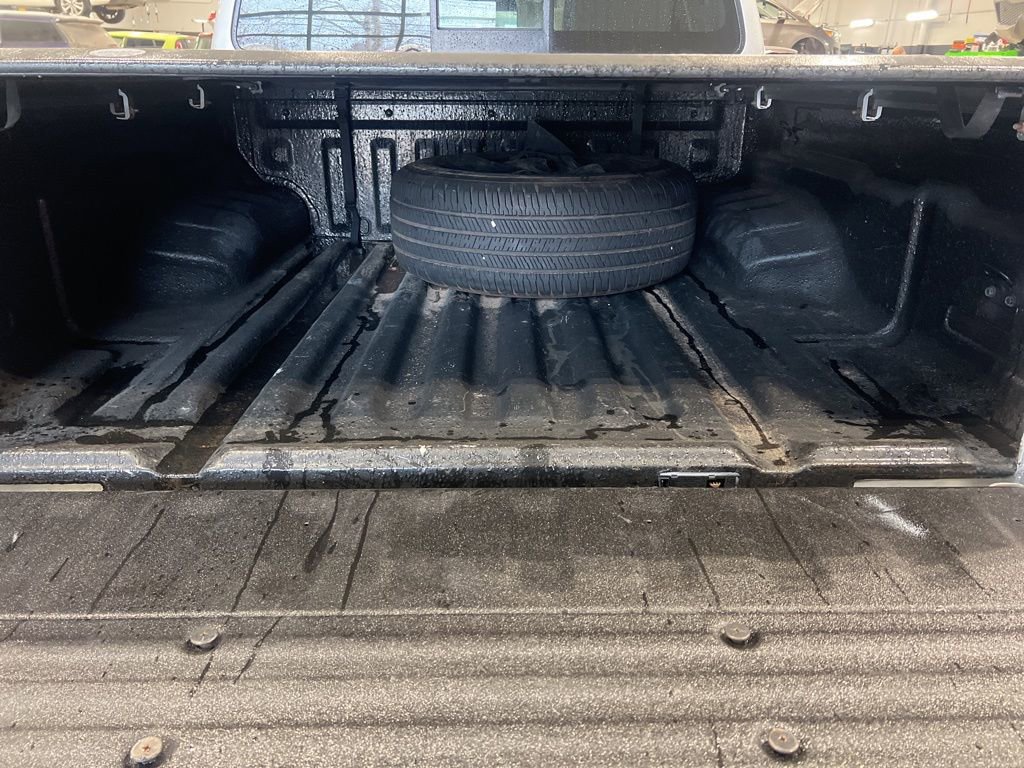 Certified 2018 Nissan Frontier SV image 11