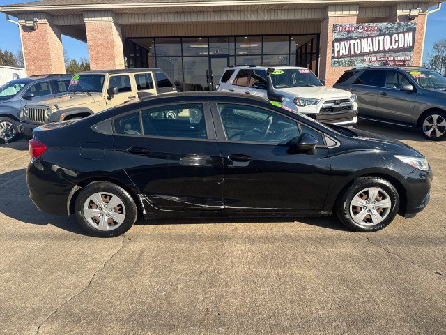 Used 2017 Chevrolet Cruze LS image 5