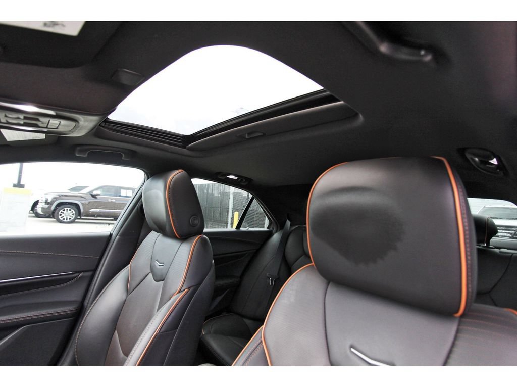 Used 2023 Cadillac CT4 Sport RWD image 28
