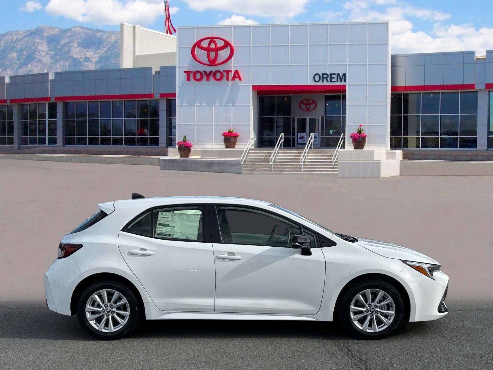 New 2026 Toyota Corolla SE image 3