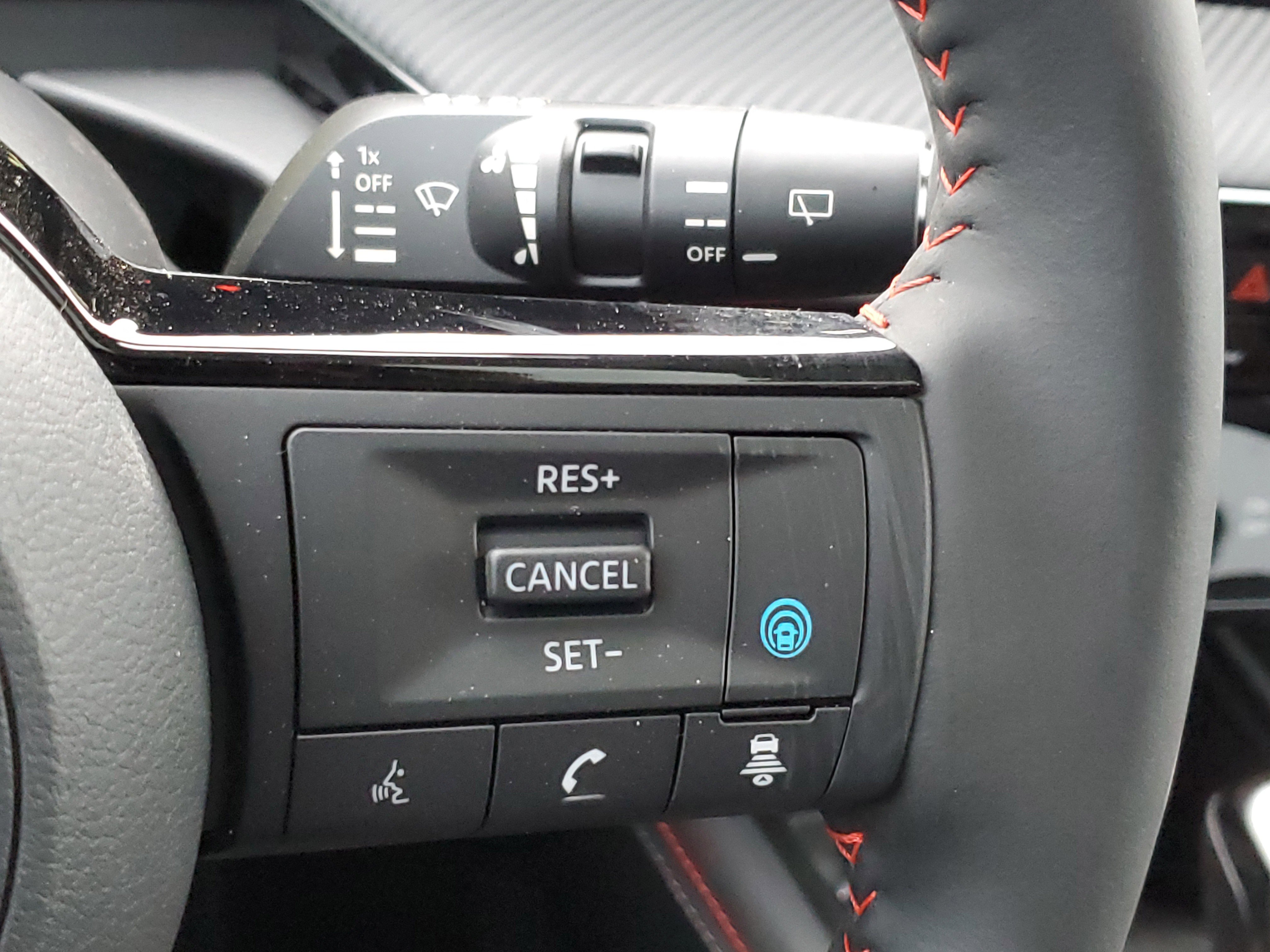 New 2026 Nissan Kicks SR w/ SR Premium Package image 12