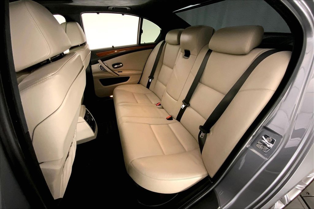 Used 2008 BMW M5 RWD image 14