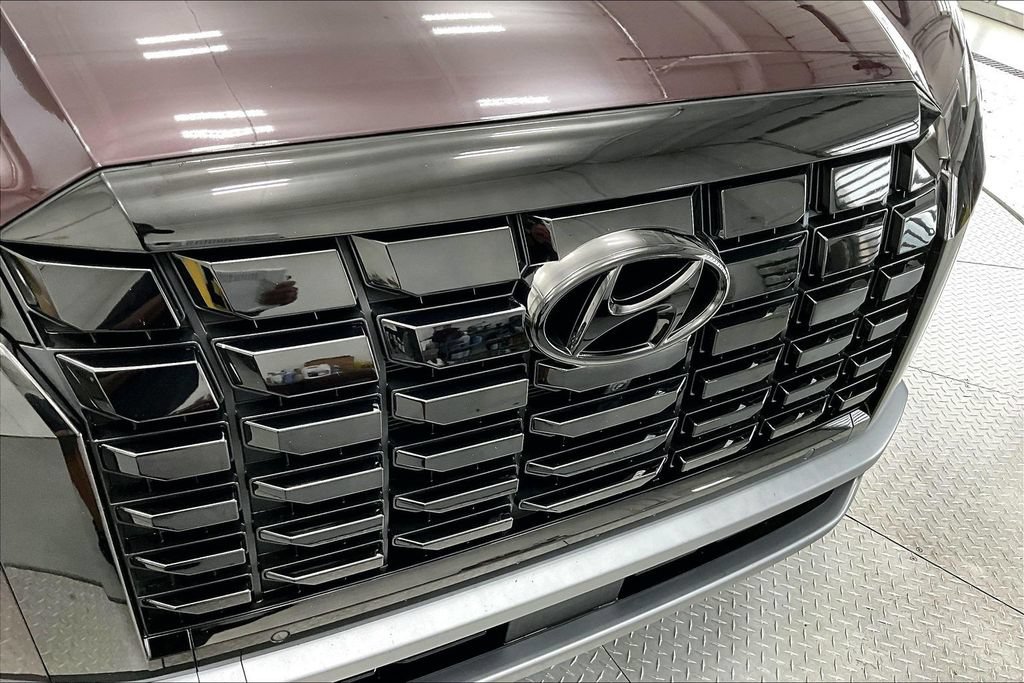 Used 2023 Hyundai Palisade Limited w/ Cargo Package AWD/4WD image 30