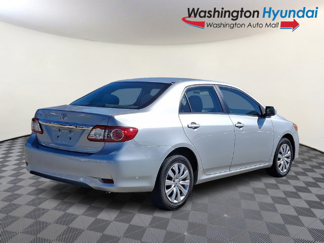 Used 2013 Toyota Corolla LE FWD image 6
