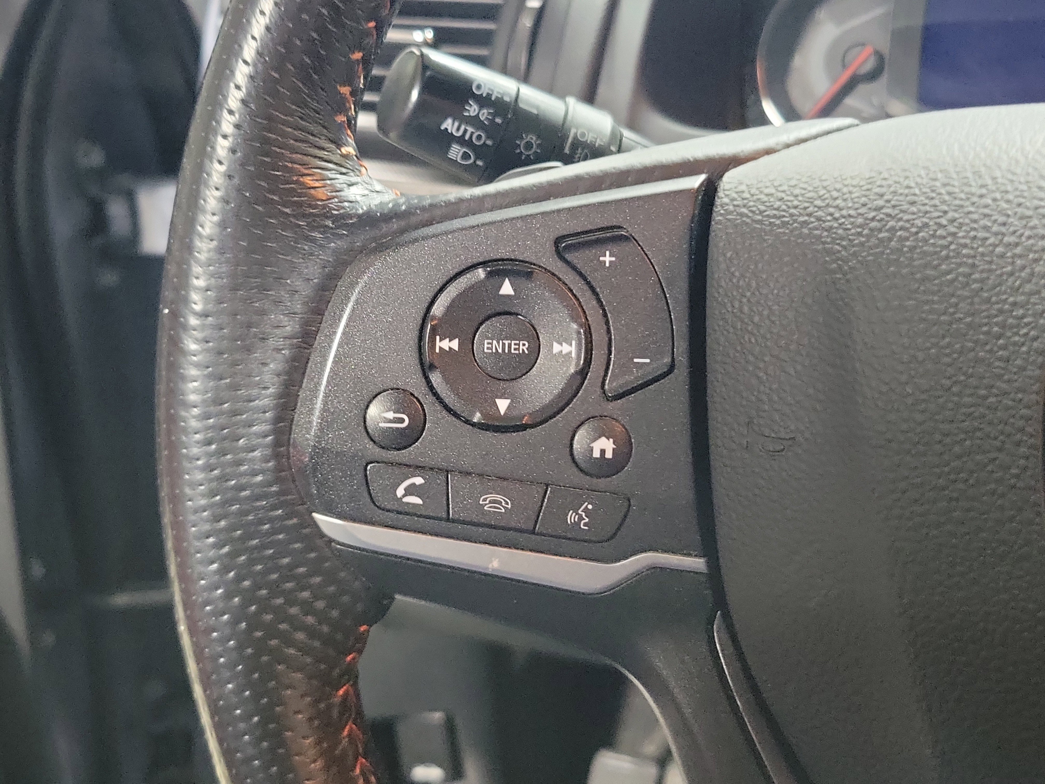 Used 2022 Honda Pilot TrailSport image 16